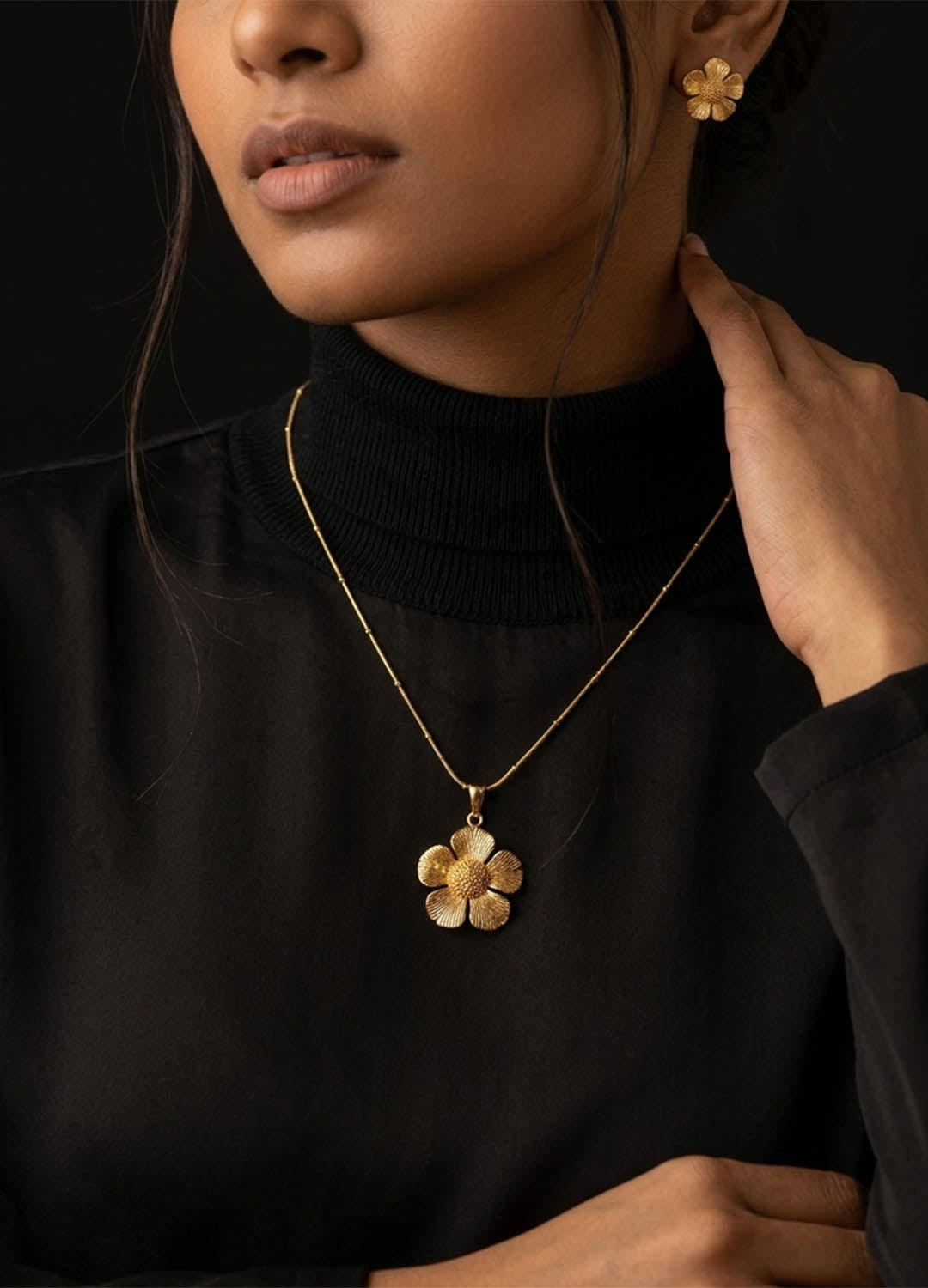 Celeste Blossom Pendant Necklace