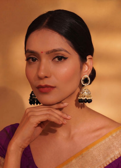 Black polki earrings with elegant design